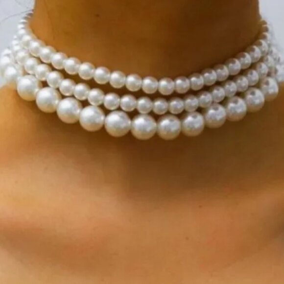 NWT, Layered Faux Pearl Beaded Choker - Picture 1 of 1